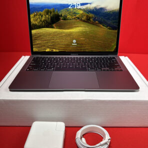 MacBook Air 13.3-inch M1 Chip - (2020)